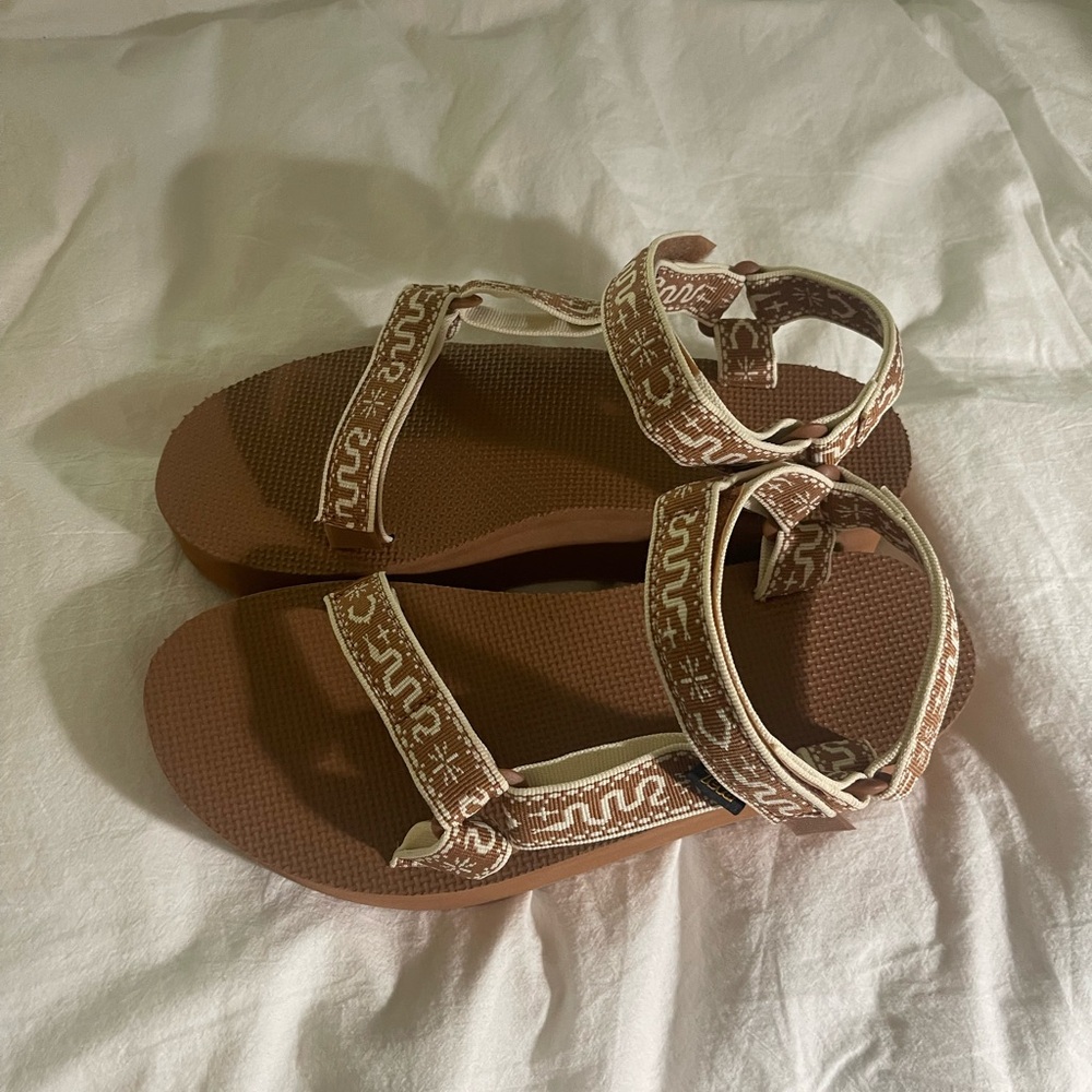 Teva Bandana Lion Flatform Women's Sandals